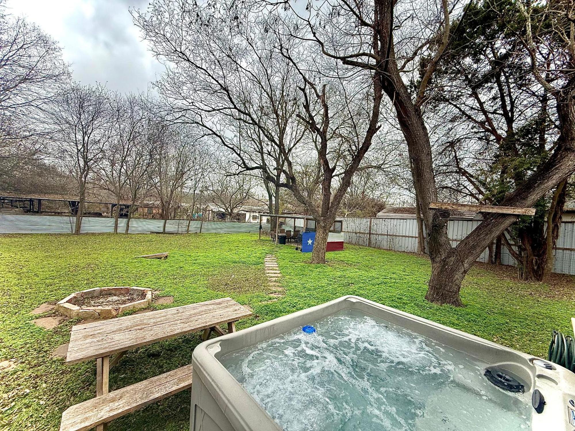 Canyon Lake River House Retreat-Location With Hot Tub Exterior foto